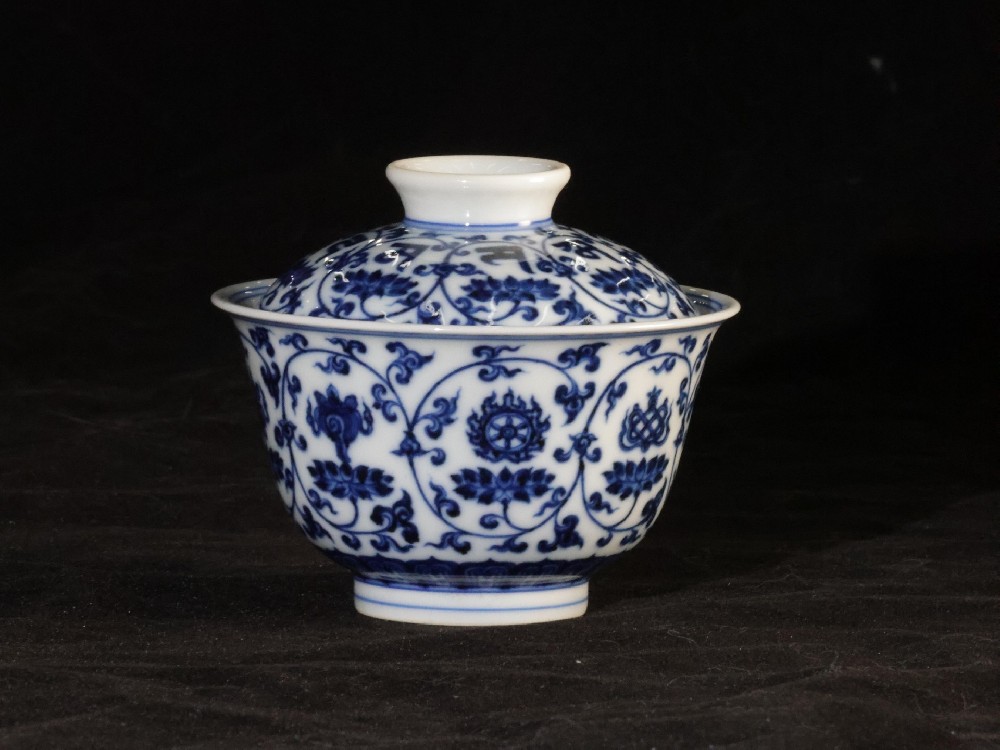 仿明莲托八宝盖碗