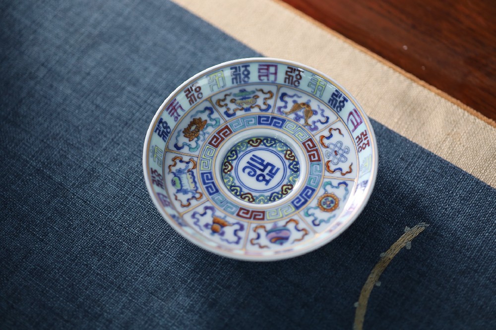 斗彩福托八宝托