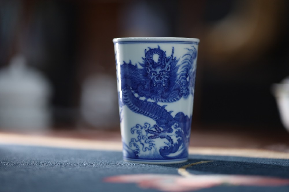 青花龙纹可乐杯