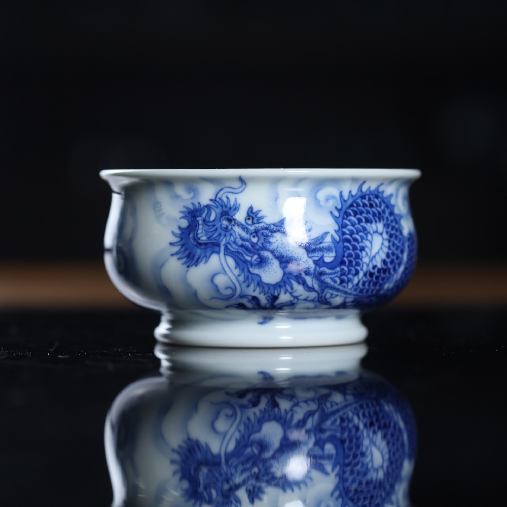 仿清云龙矮炉式杯