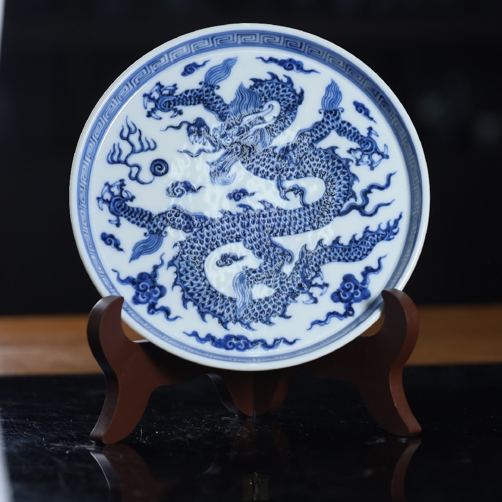 刘建锋青花仿明龙纹小壶承