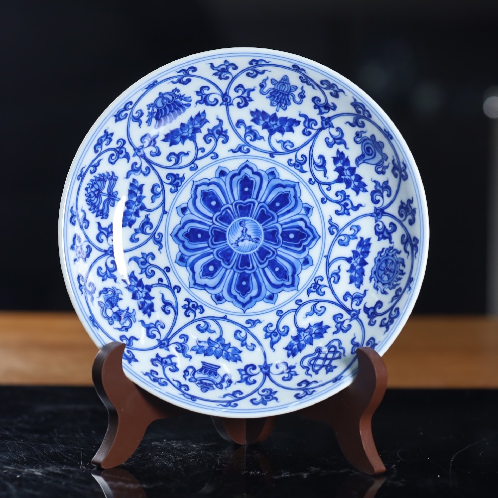 刘建锋青花仿清莲托八宝壶承