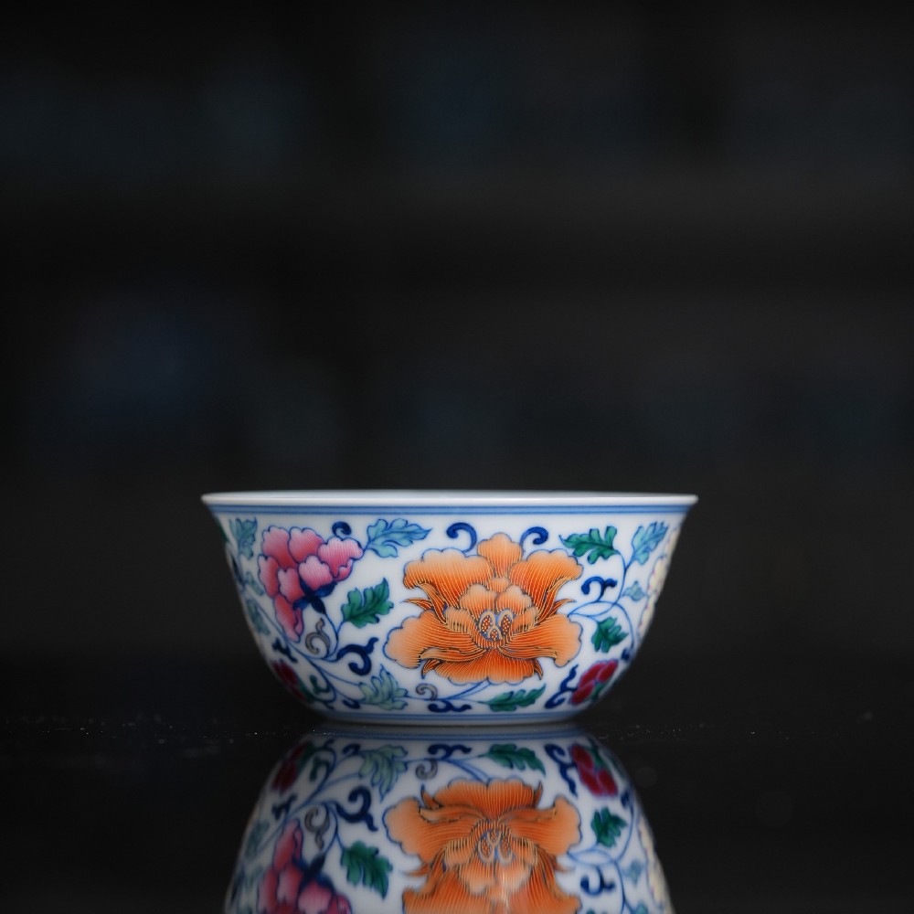 刘建锋窑斗彩牡丹鸡缸杯