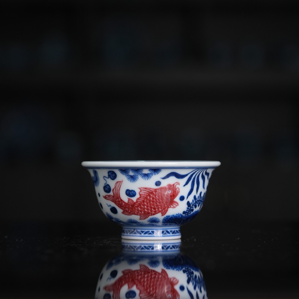 刘建锋窑青花釉里红鱼草压手杯