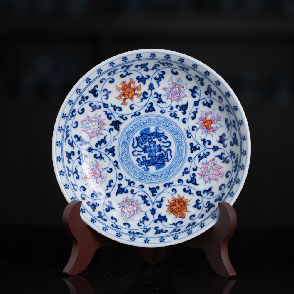 刘建锋窑青花加粉彩缠枝莲双狮壶承