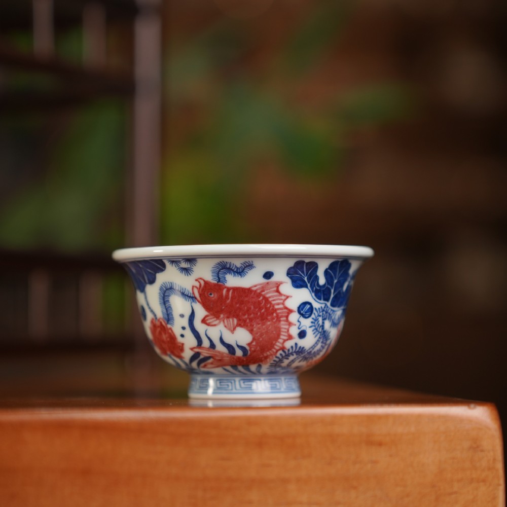刘建锋窑青花釉里红鱼藻压手杯