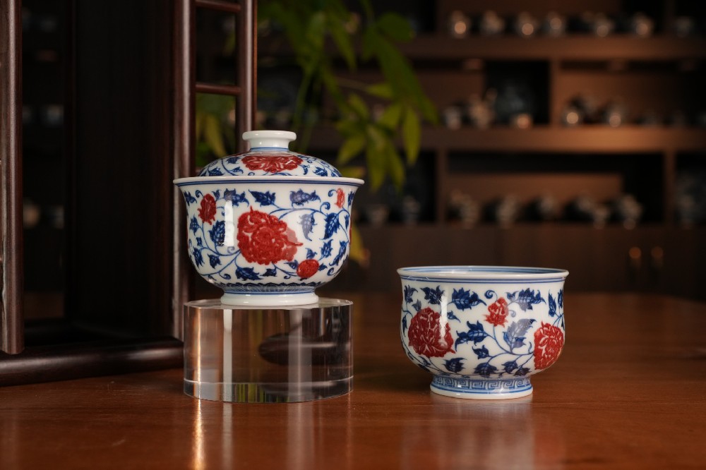 刘建锋窑釉里红缠枝花卉系列