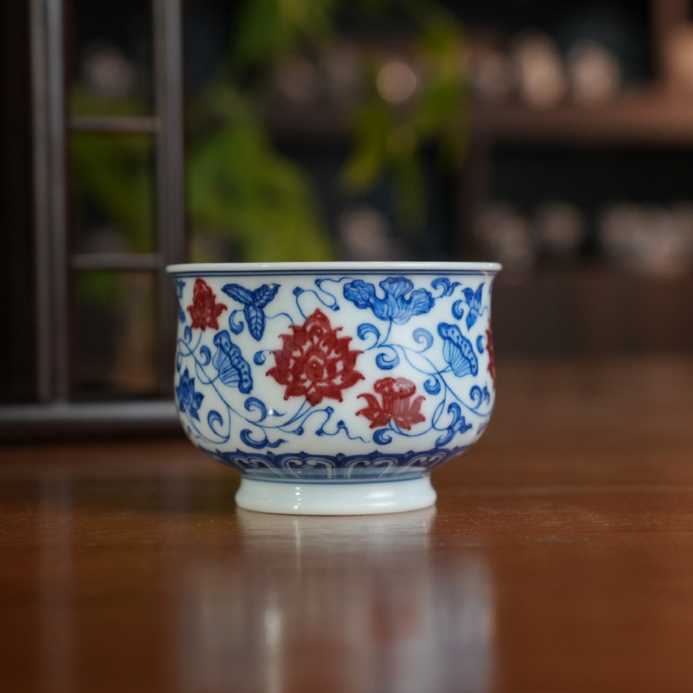 刘建锋窑釉里红花卉炉式杯