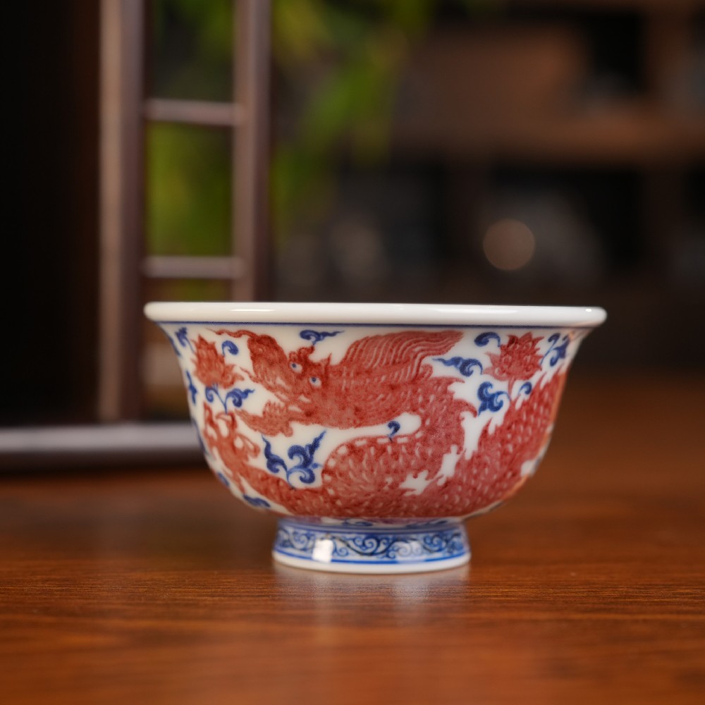 刘建锋窑釉里红穿枝龙纹压手杯
