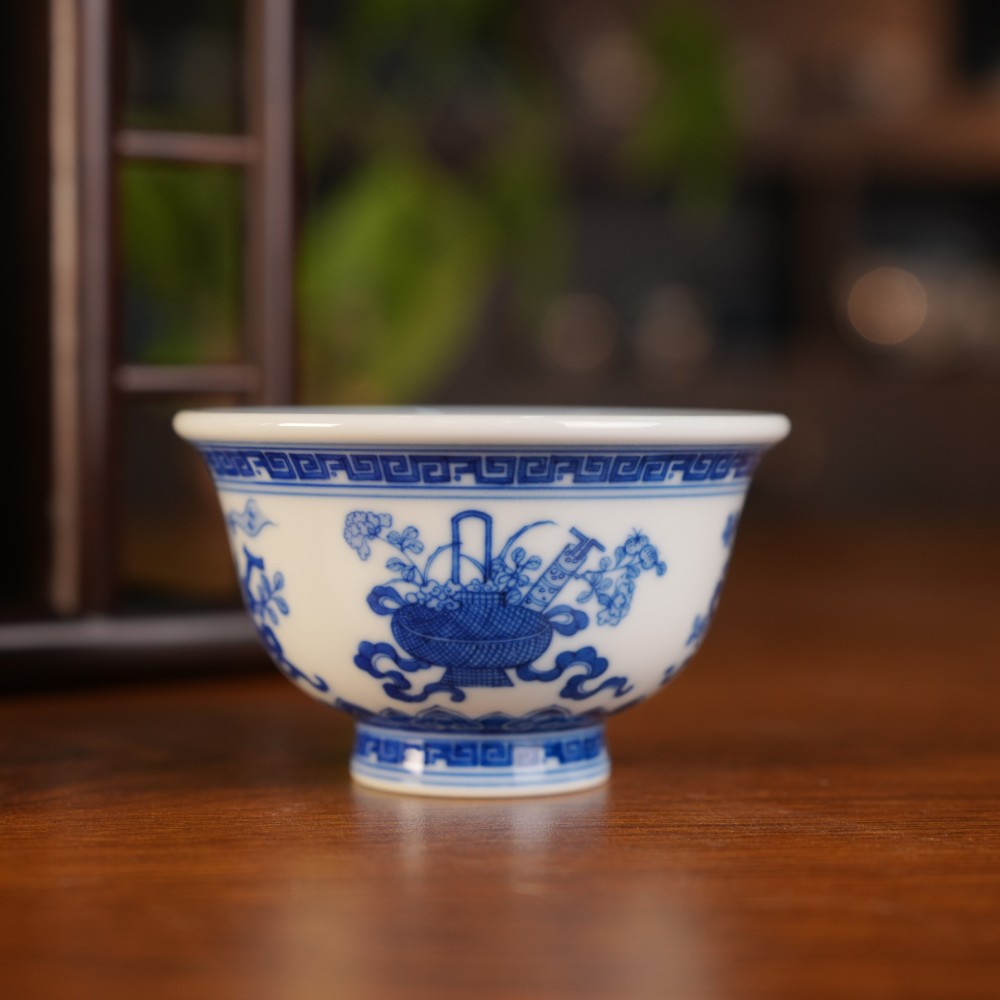 刘建锋窑仿明双八宝压手杯