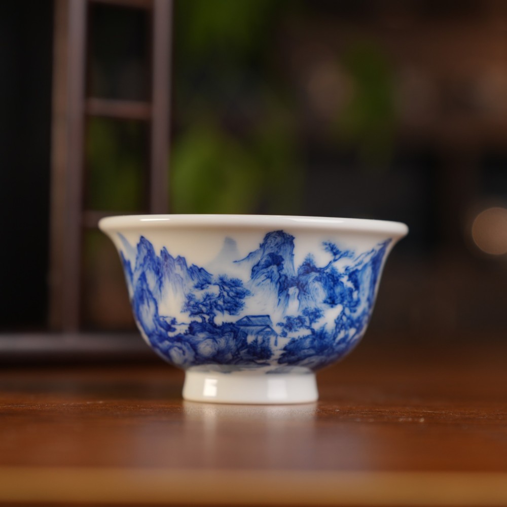 刘建锋窑山水内外满绘压手杯