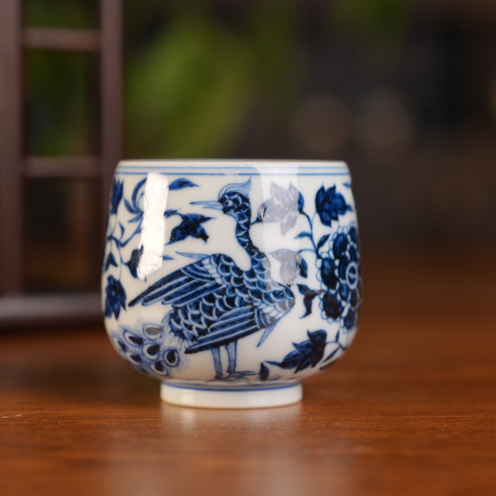 刘建锋窑仿元孔雀蛋蛋杯