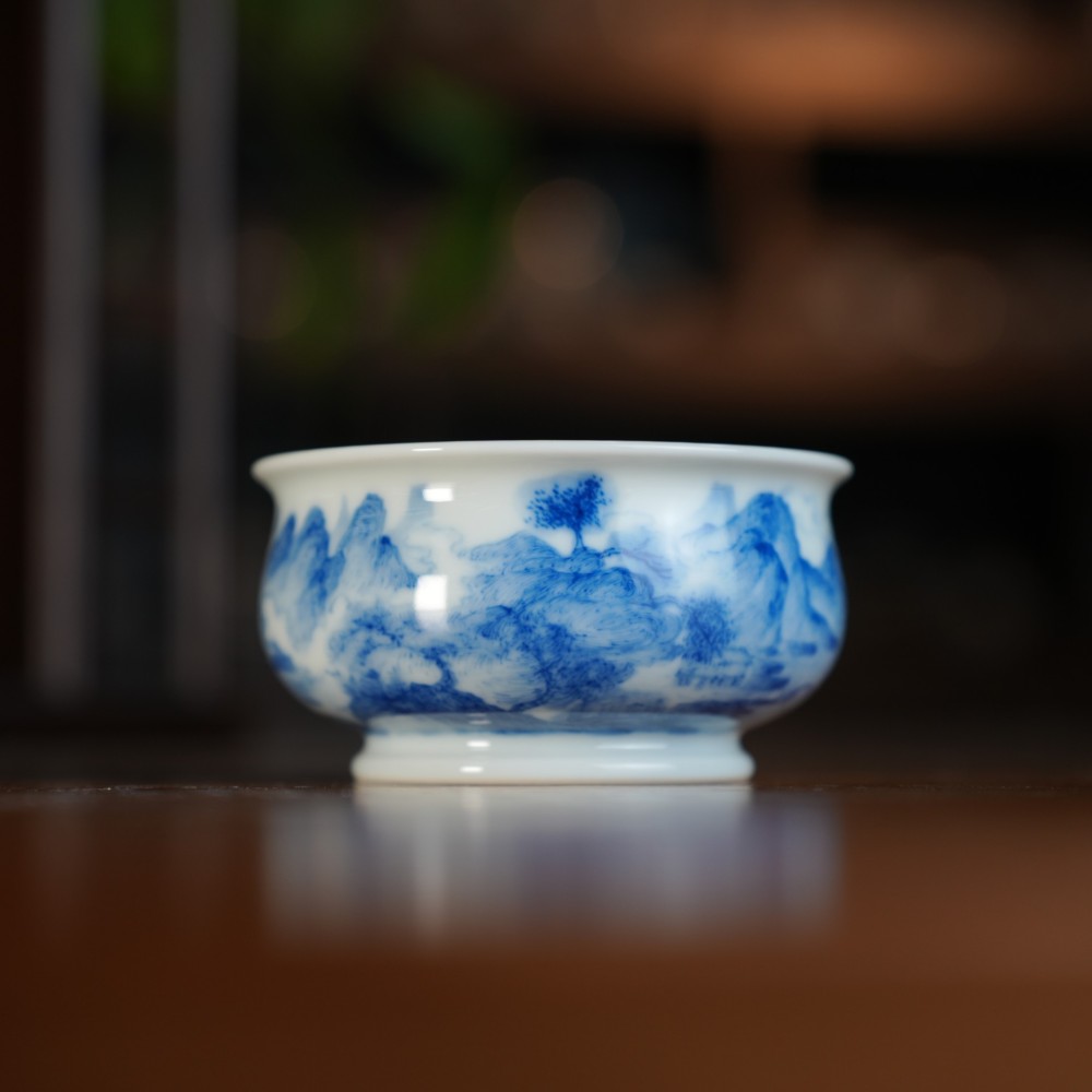 刘建锋窑青花山水矮炉式杯